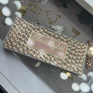 Anastasia Beverly Hills x Carli Bybel